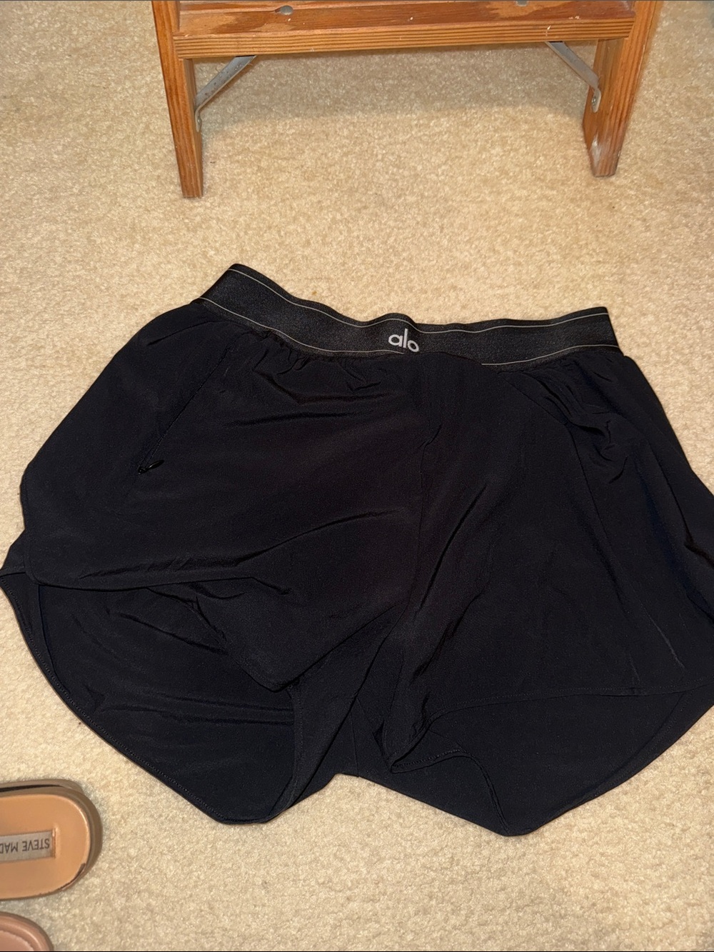 ALO Yoga Black Athletic Shorts with Elastic Logo Waistband
